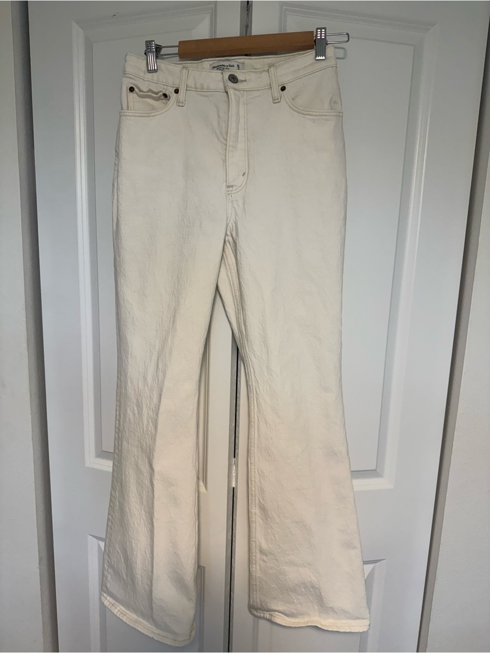 Abercrombie & Fitch Women's Cream/white Flared Jeans - curve love